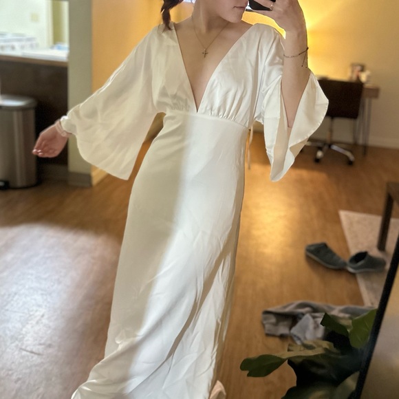 ASOS Y.A.S Bridal low back maxi dress in white - Picture 5 of 9